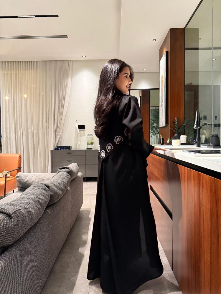 Important abaya