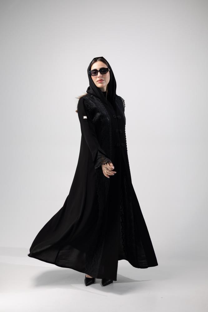 عباية دانتيل آسود