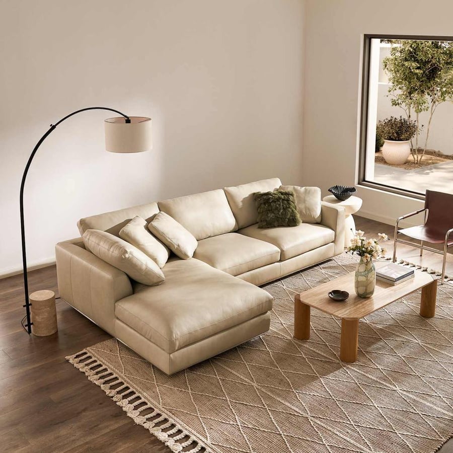 كنبة زاوية جلد صناعي - الكابيتال (Chaise Sectional جلد — يسار) - بيج فاتح