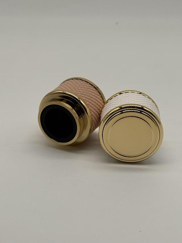 غطاء علب العطور تصميم عصري موديل SKY-H511