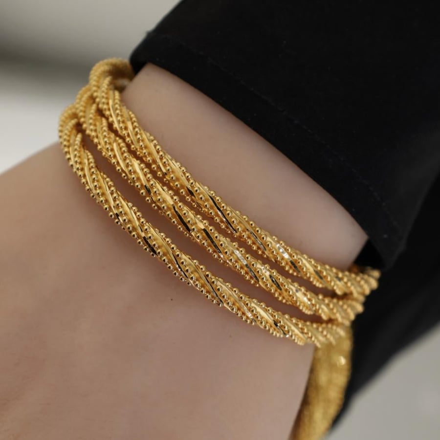 Doric twisted earrings