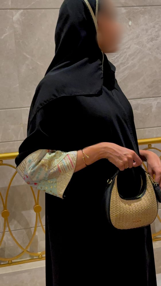 عباية (B2)
