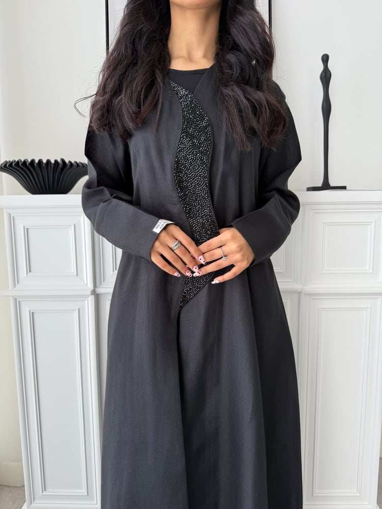 Aura Black Abaya