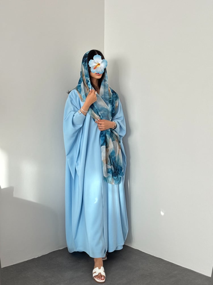 Polar Wind Abaya
