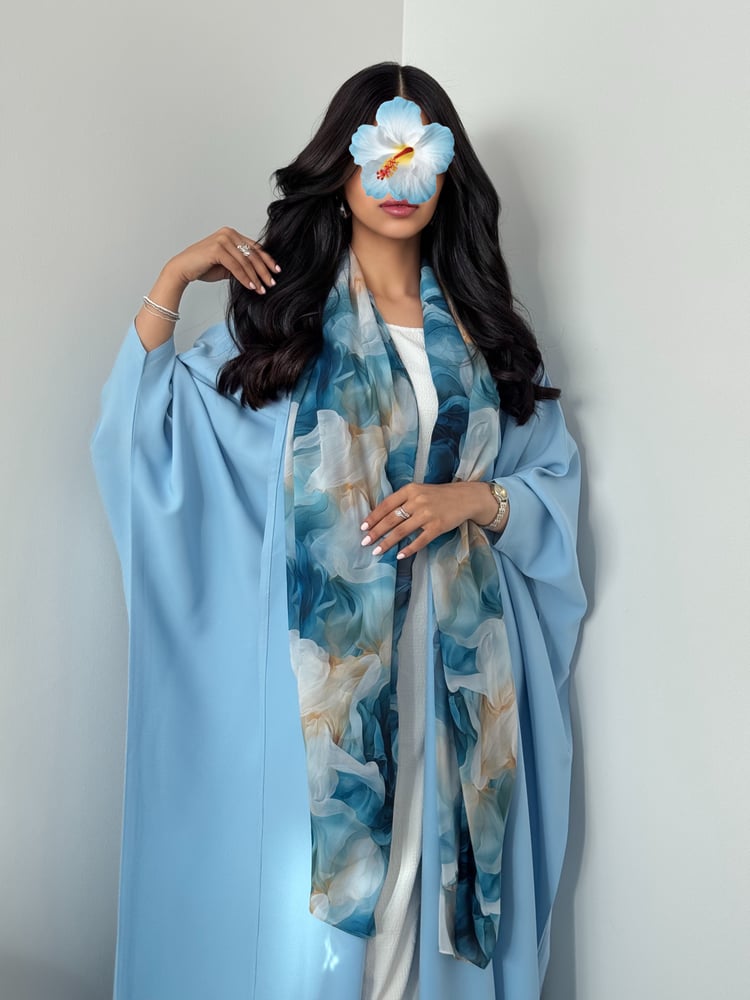 Polar Wind Abaya