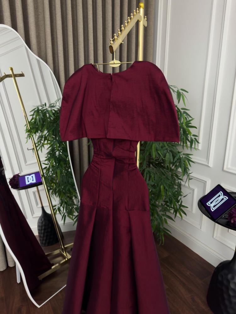 Chantoon dress with hand embroidery