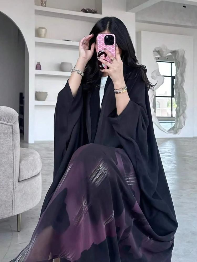 عباية نسائية فضفاضة بربطة عنق وأكمام طويلة أمامية مفتوحة أنيقة