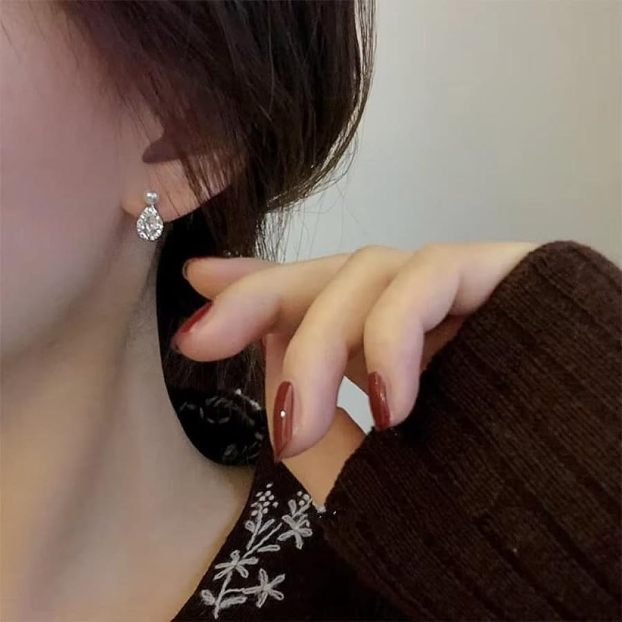 أقراط زركونيا كمثرى فضية 925 نسائية