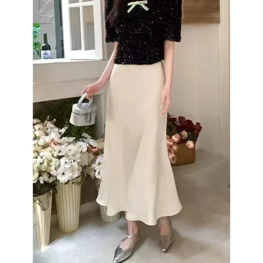 تنورة ساتان طويلة بخصر مرن مقاسات كبيرة