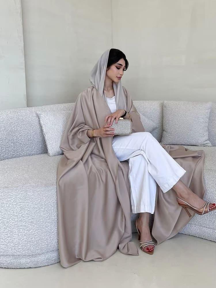 ثوب إسلامي ساتان أكمام خفاش