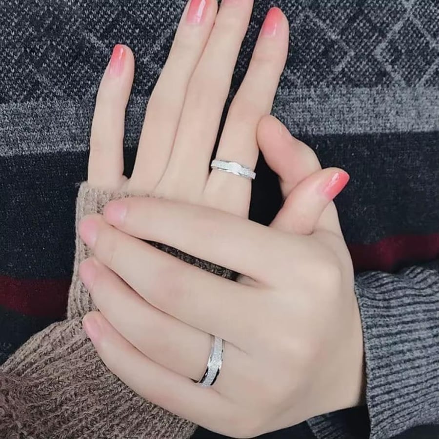 Le.Baiser خواتم زواج ستانلس ستيل 4/6 مم فضي