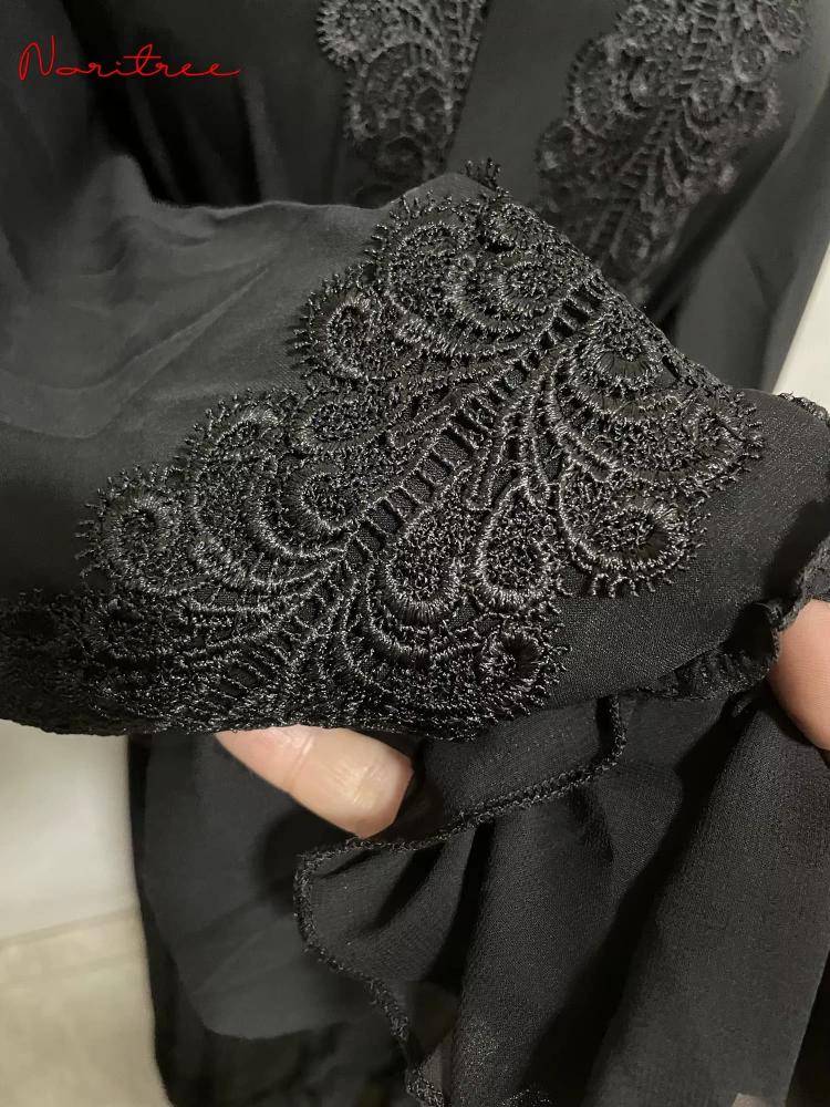 نوريتري عباية إسلامية مطرزة بدانتيل وأكمام طويلة WY1391