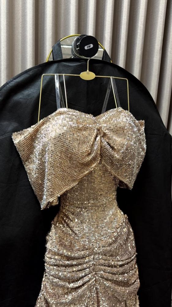 فستان كلفة ترتر براق للسهرات من outfito
