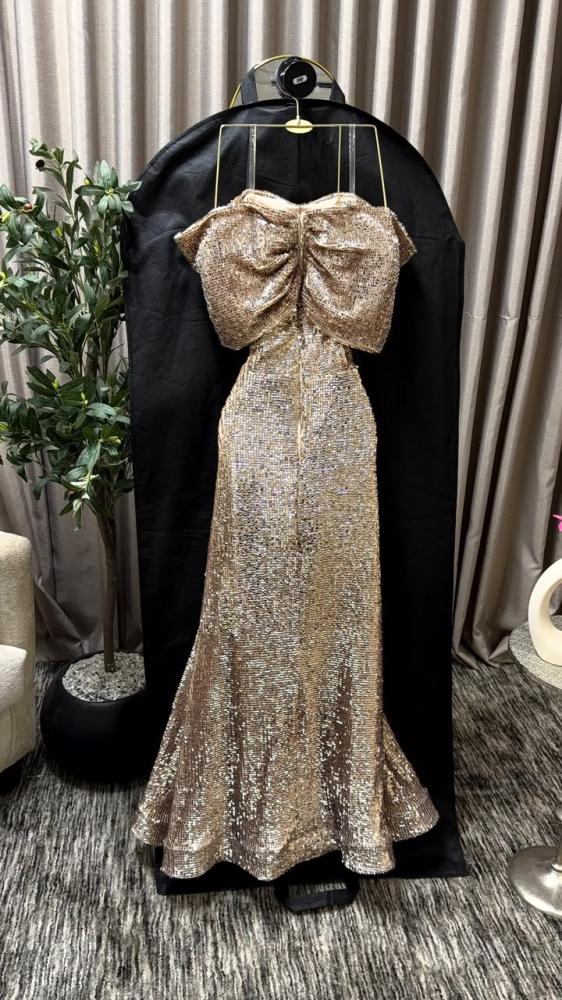فستان كلفة ترتر براق للسهرات من outfito