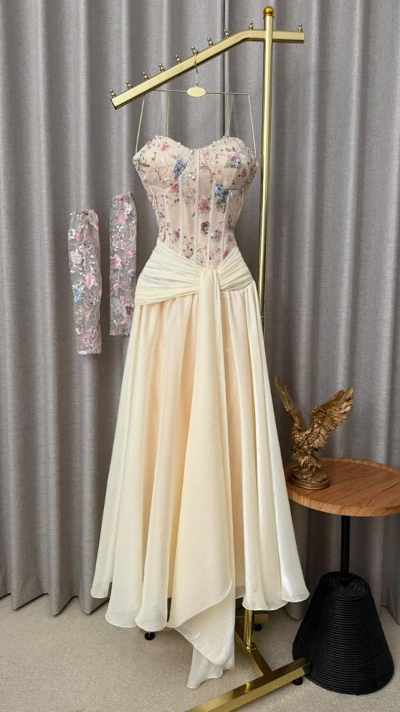 قماش سهره كرنكل الاصلي صدر كورسيه بطانه بـ outfito