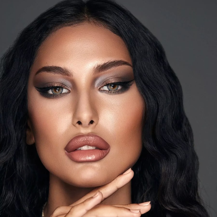 عدسات بيلا اوشن بلو اليومية