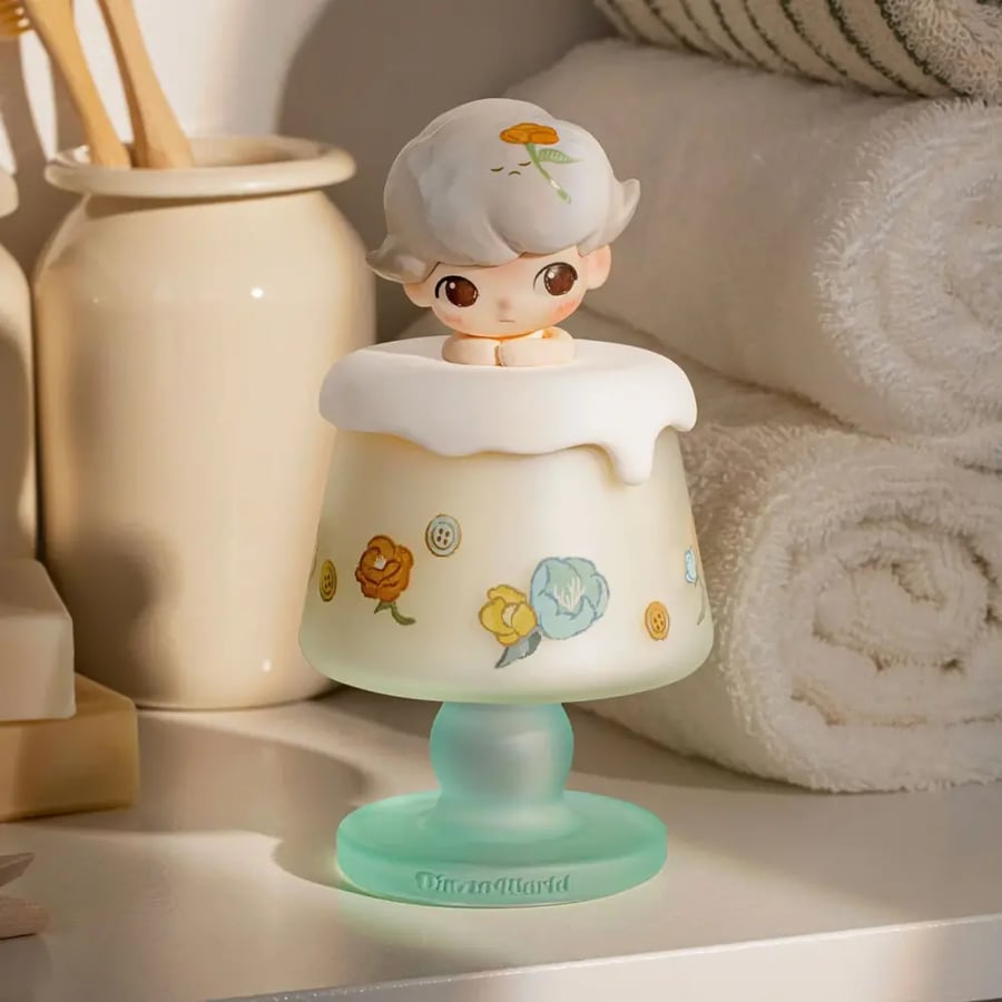DIMOO The Missing Day-Scented Candle Blind Box