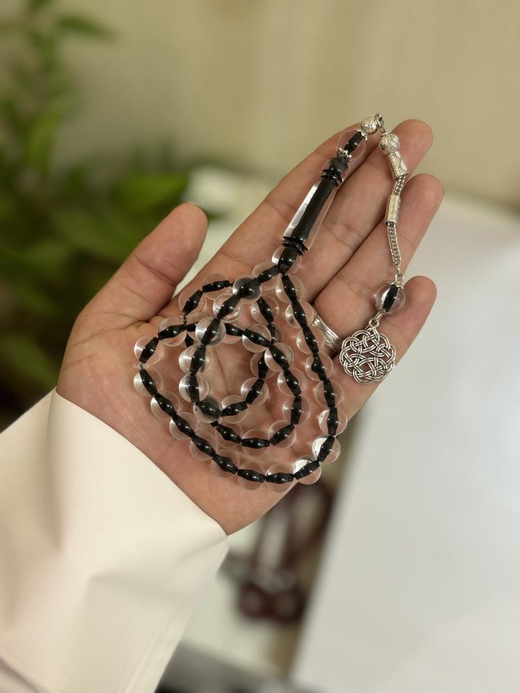 سبحة البكلايت شفاف بخيط أسود