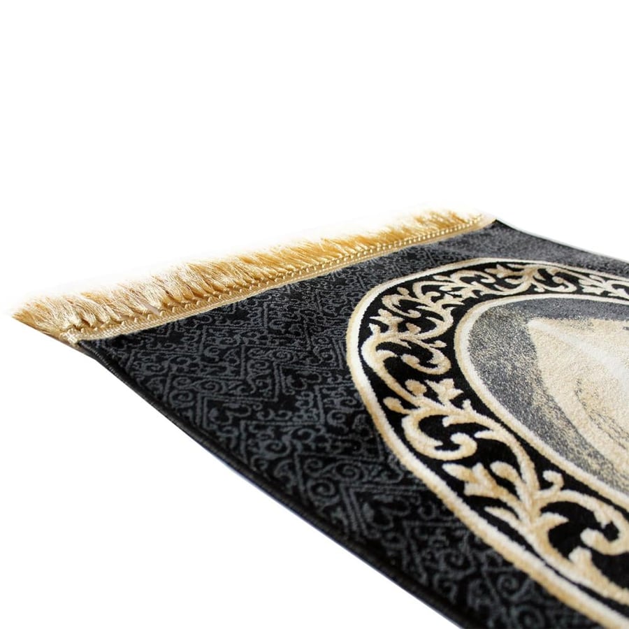 Prayer rugs with Kaaba motifs (gold/black)