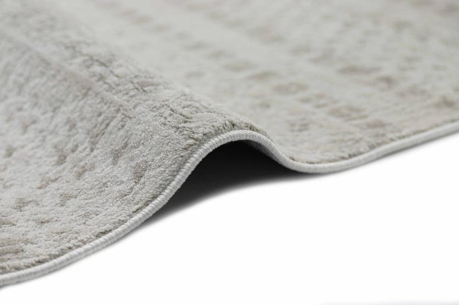 Tolan luxurious carpets