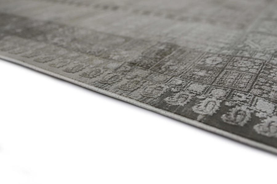 Tharaa Carpets - Combining Simplicity and Elegance