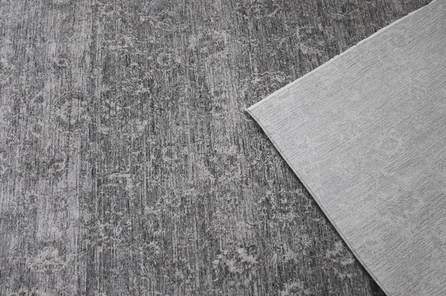 Reham - A luxurious rug with a modern design