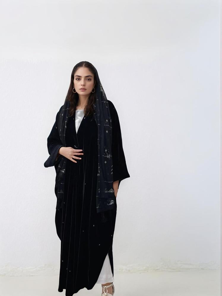 Velvet abaya