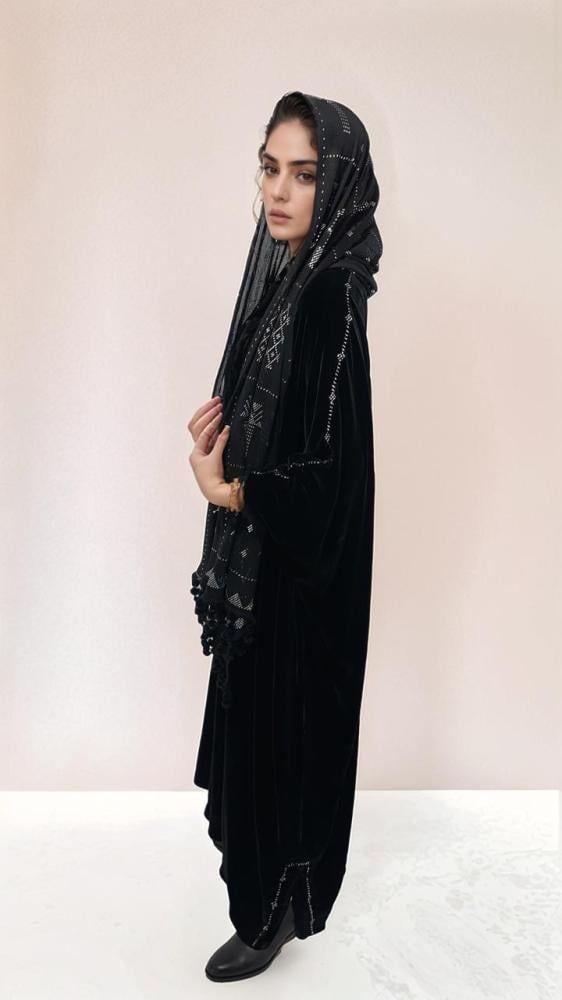 Velvet abaya
