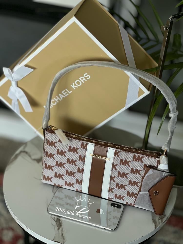 شنطه Michael Kors