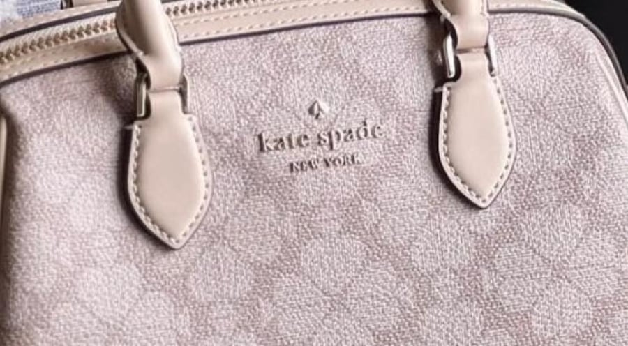 شنطه Kate Spade صغيره