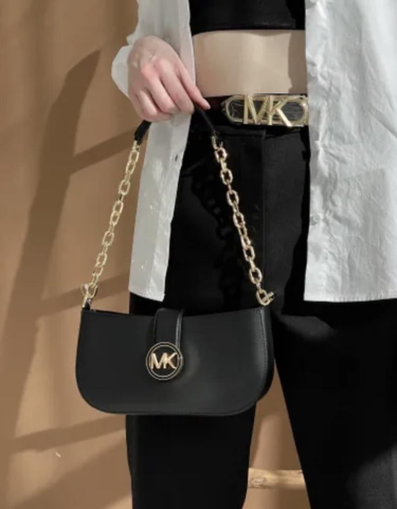 شنطه Michael Kors صغيره