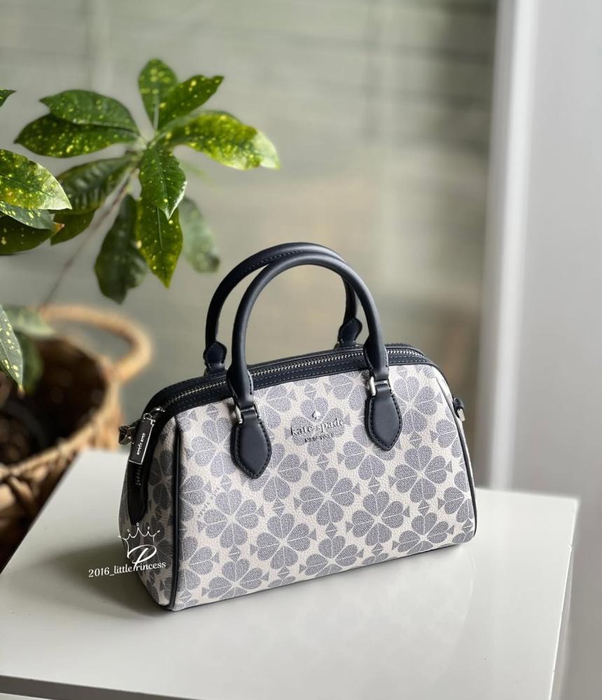شنطه Kate Spade صغيره