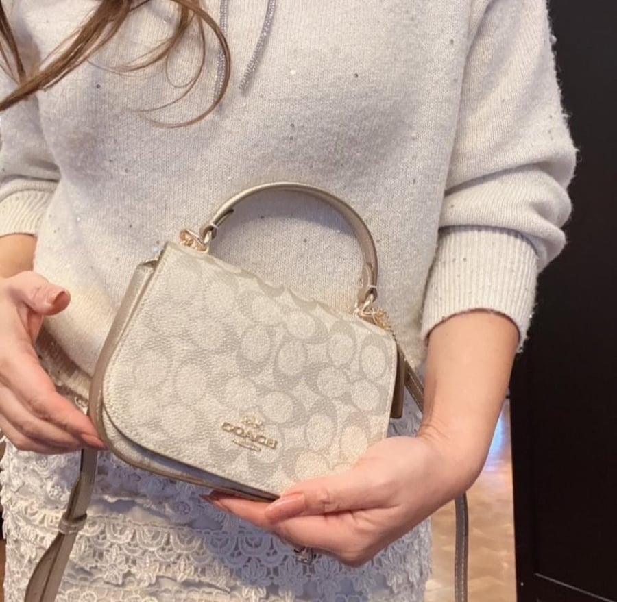 شنطه Coach