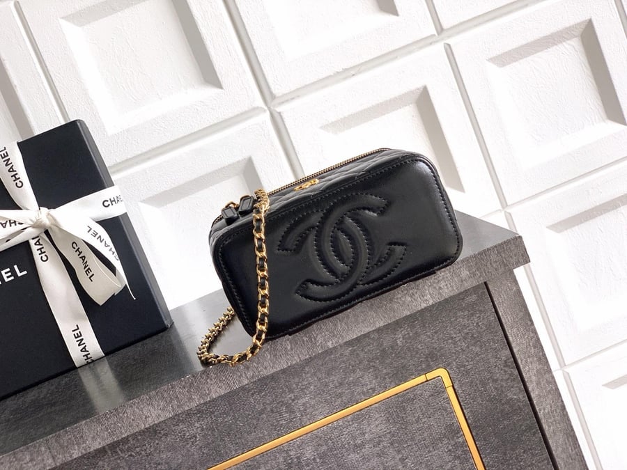 شنطة Chanel C32668