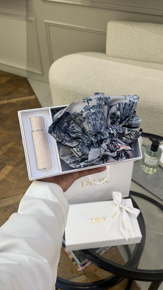 طقم Miss Dior
