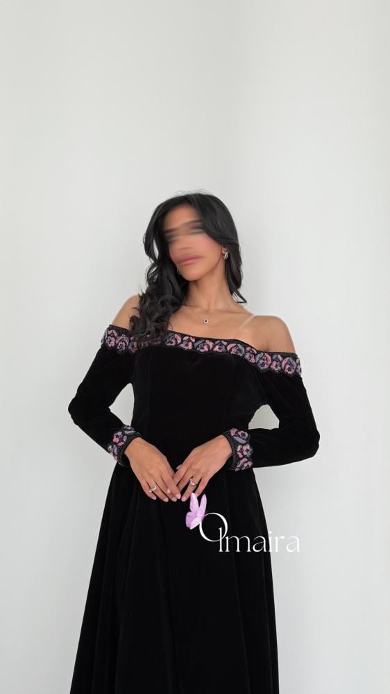 فستان مخمل اسود ساتر