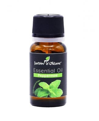 زيت عطري بزيت النعناع الأساسي