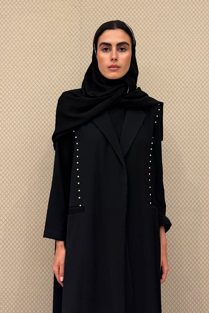 اي لاين — كريب أسود بتفاصيل اللؤلؤ
