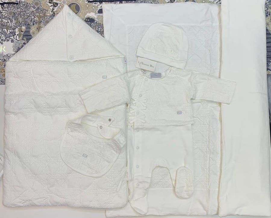 طقم ديور خمس قطع