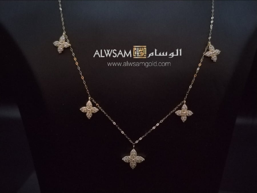 طقم ذهب عيار 18