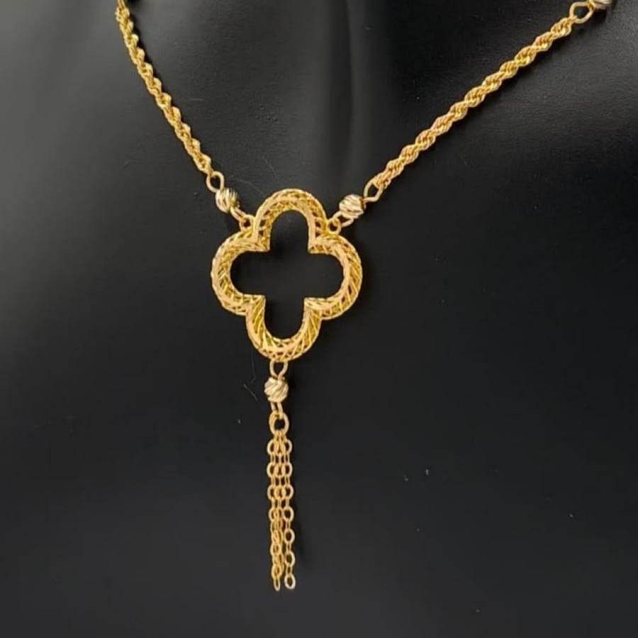 عقد ذهب عيار 21