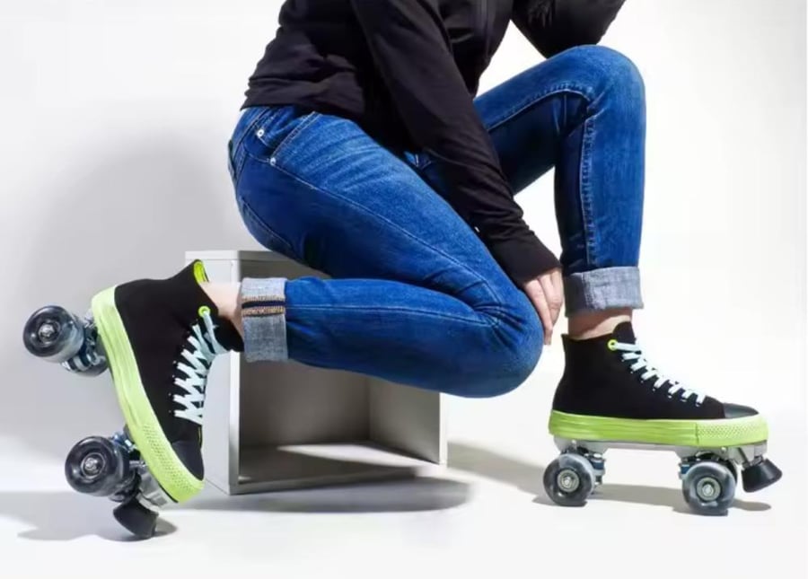 Skate roll كمية محدودة - pink 4 عجلات (جودة عالية) سكيت رول