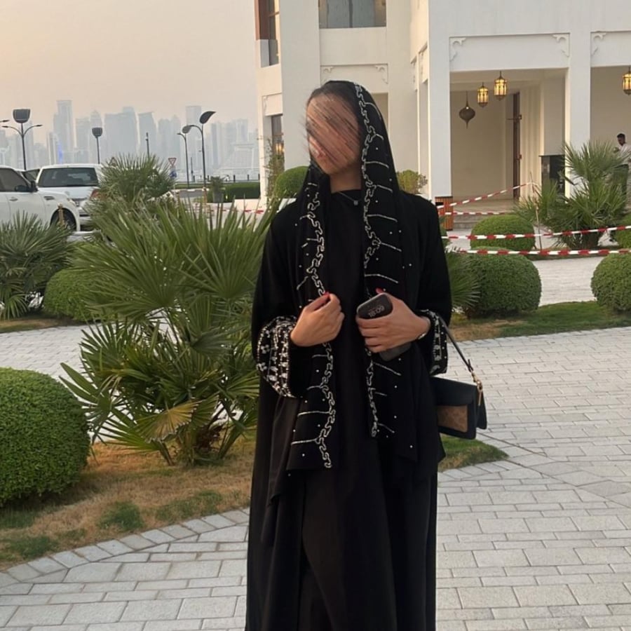 عباية شك بالطرحة والكم