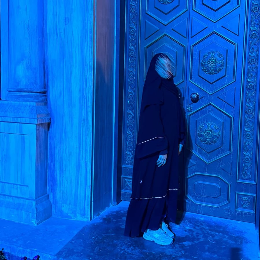 عباية سوداء طبقتين