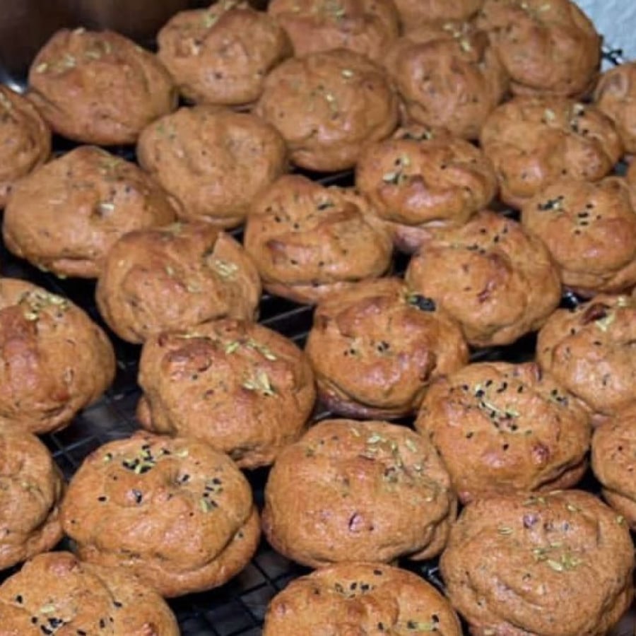 كوكيز حساوي  cookies box