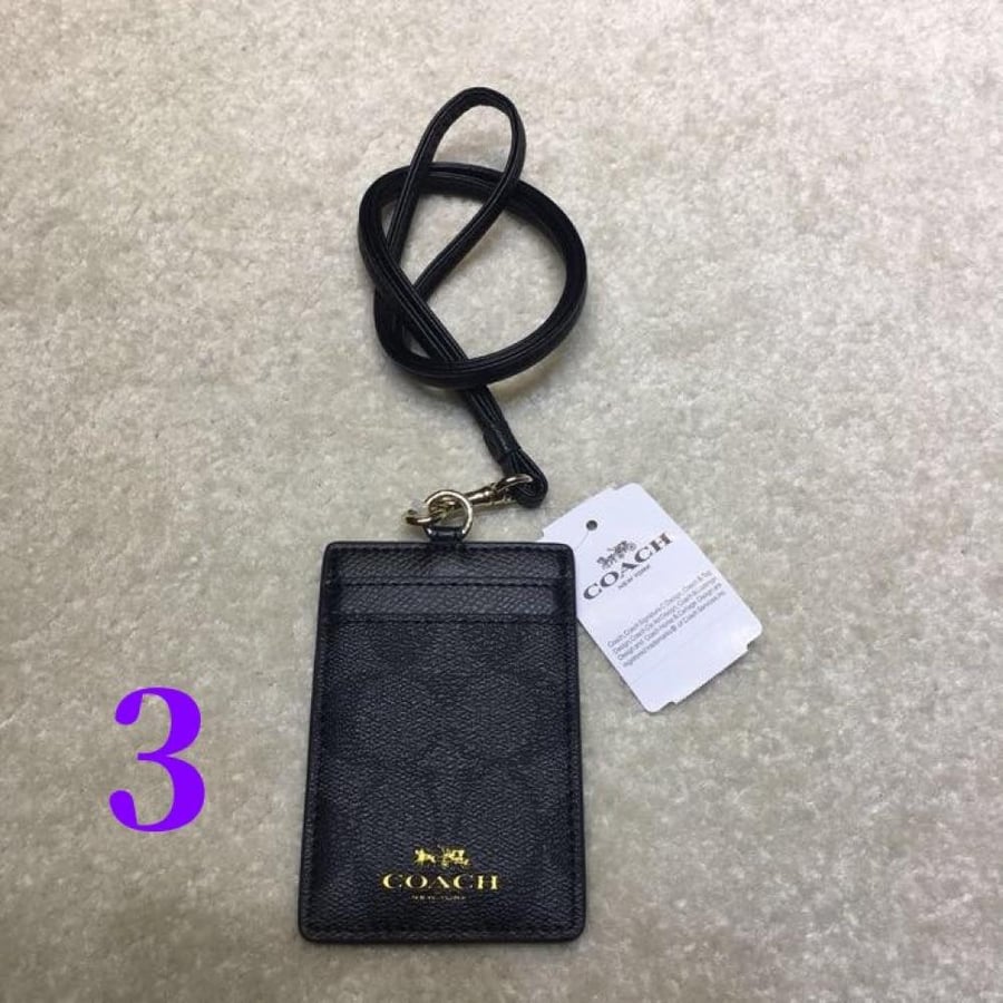 Cardholder|Coach02