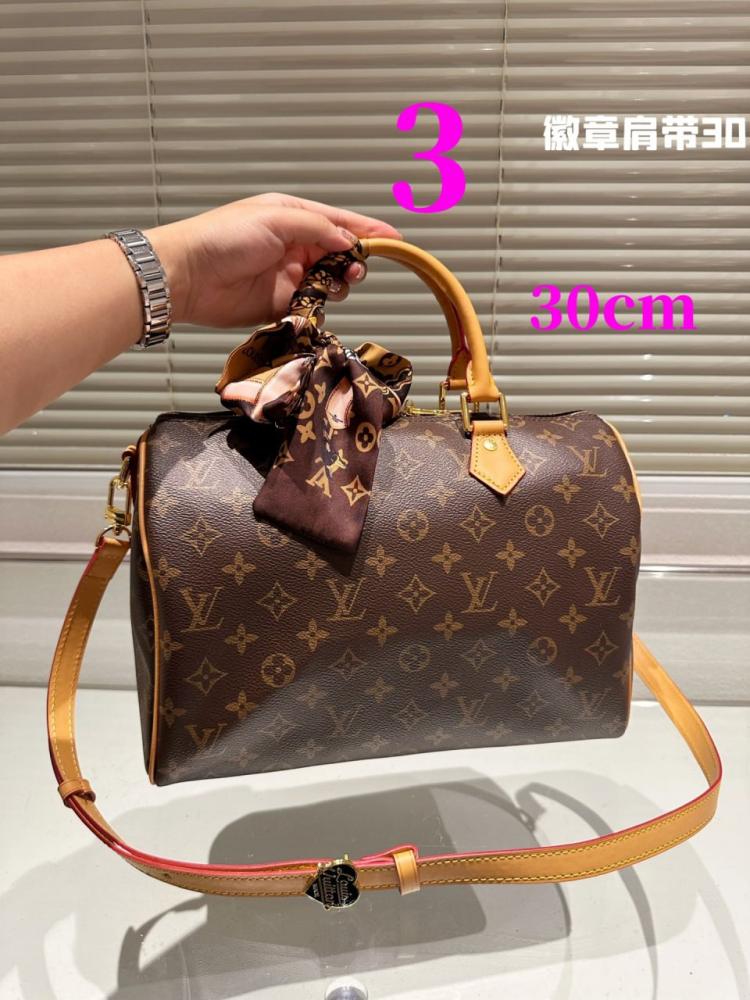 LvMonogram483|3Size