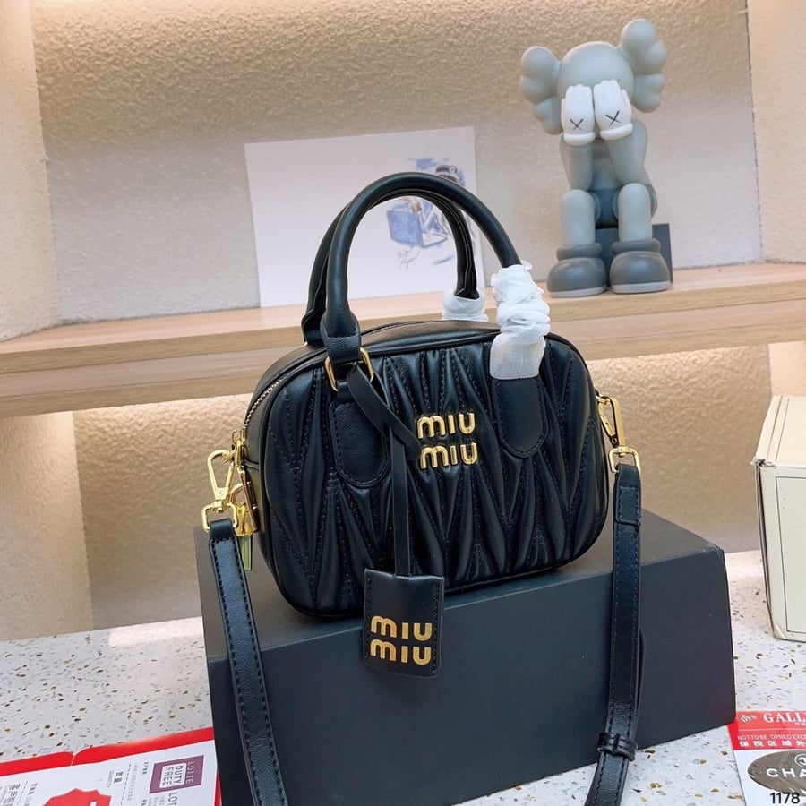 MIUMIU|Wbox|20cm