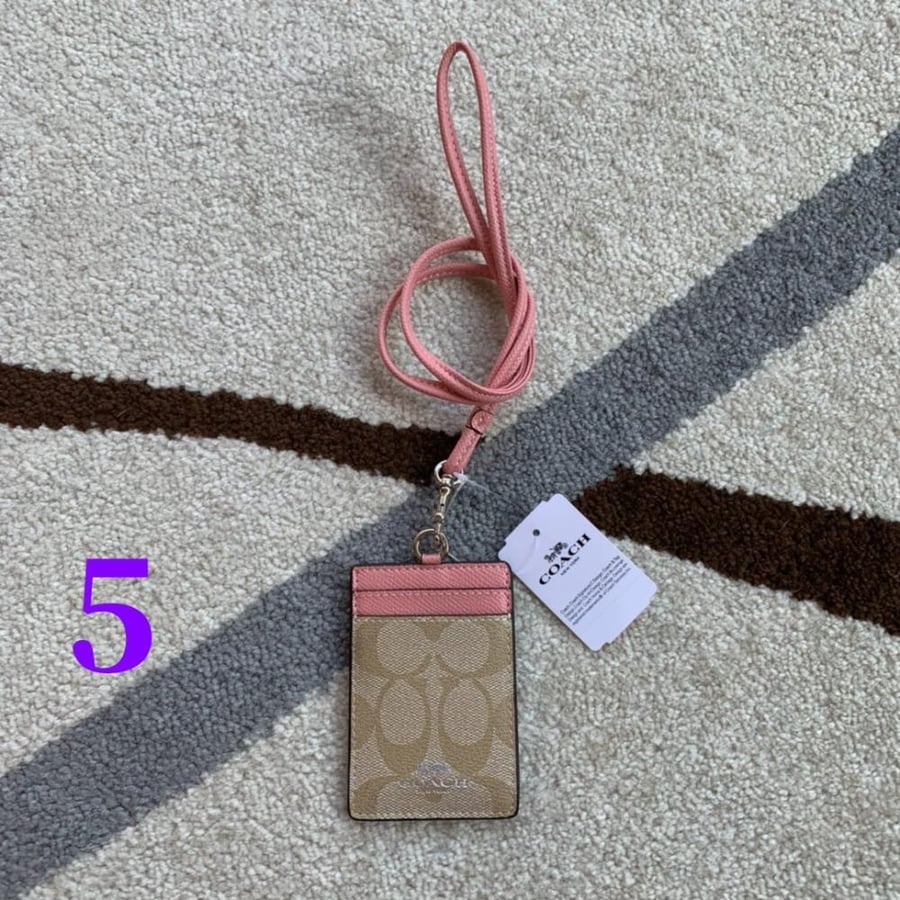 Cardholder|Coach02