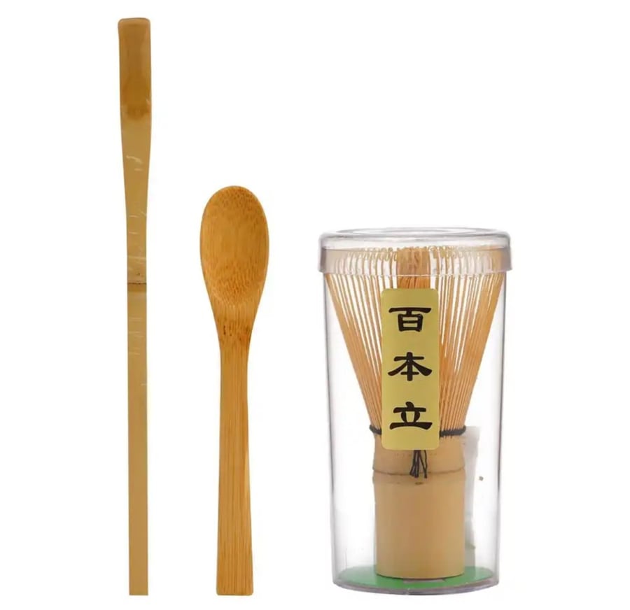 and a teaspoon of matcha + a standard tablespoon